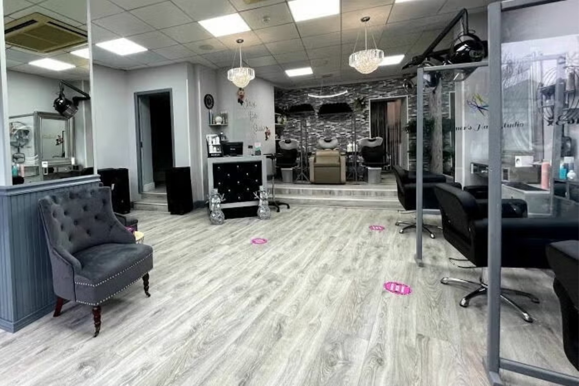 where is ricardo from the salon now