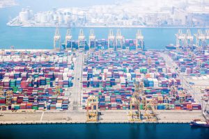 Shipping companies Dubai to UK