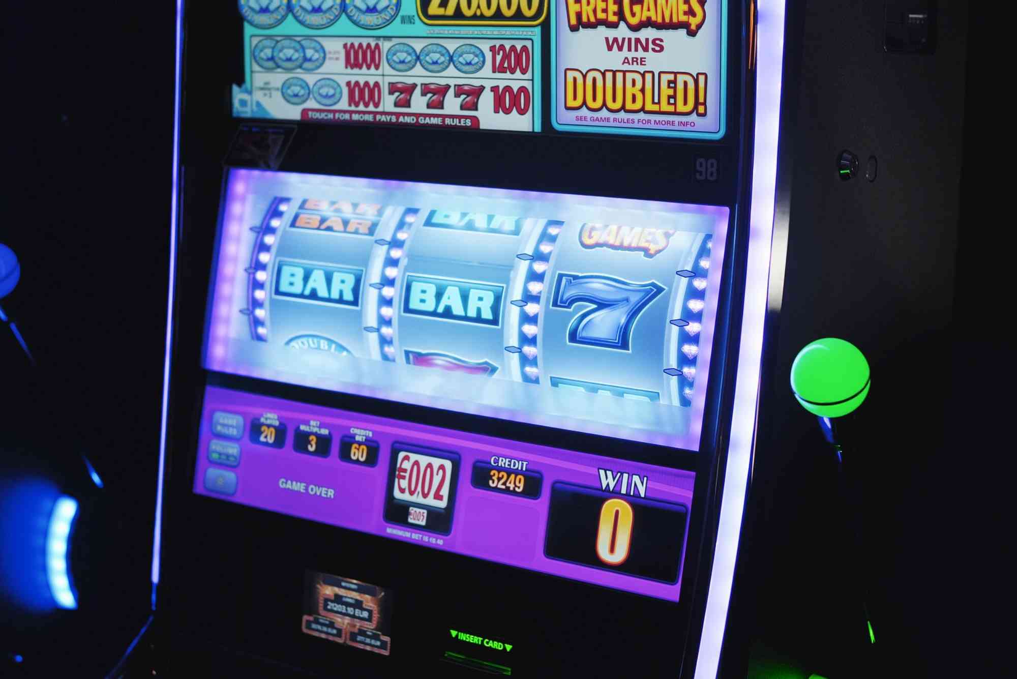 What Strategies Win at Online Slots